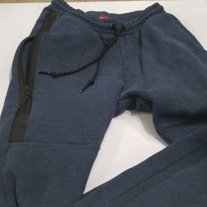 Nike tech jogger